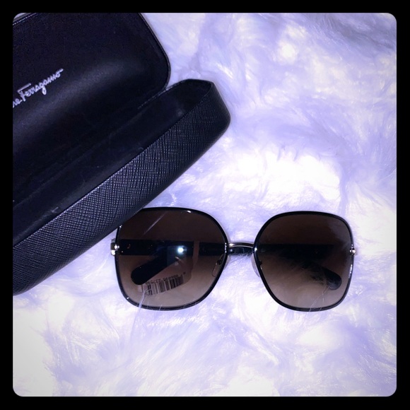 Women designer sunglasses